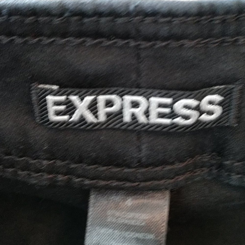 Express Short's - Picture 4 of 8